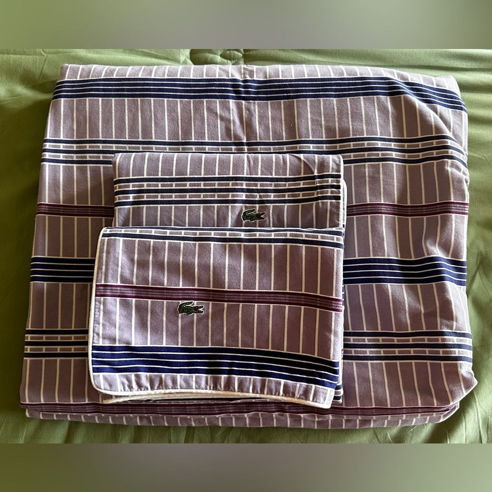 Lacoste King Duvet Pair King Pillow Shams. Purple/Blue and White stripes. Clean